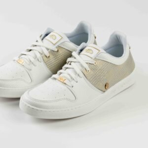 KOVER CAPITAL Blanco y Dorado